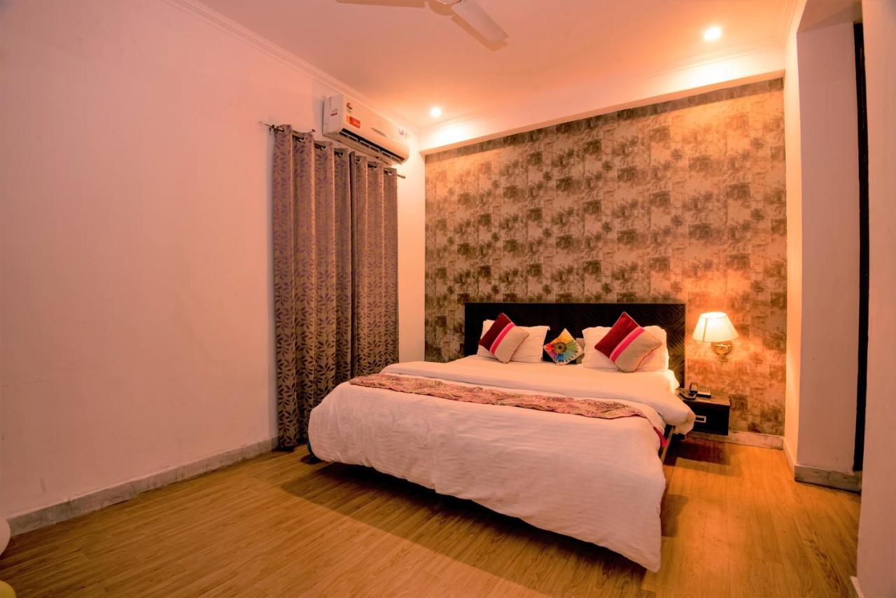 Instay - 46 Gurgaon Luaran gambar