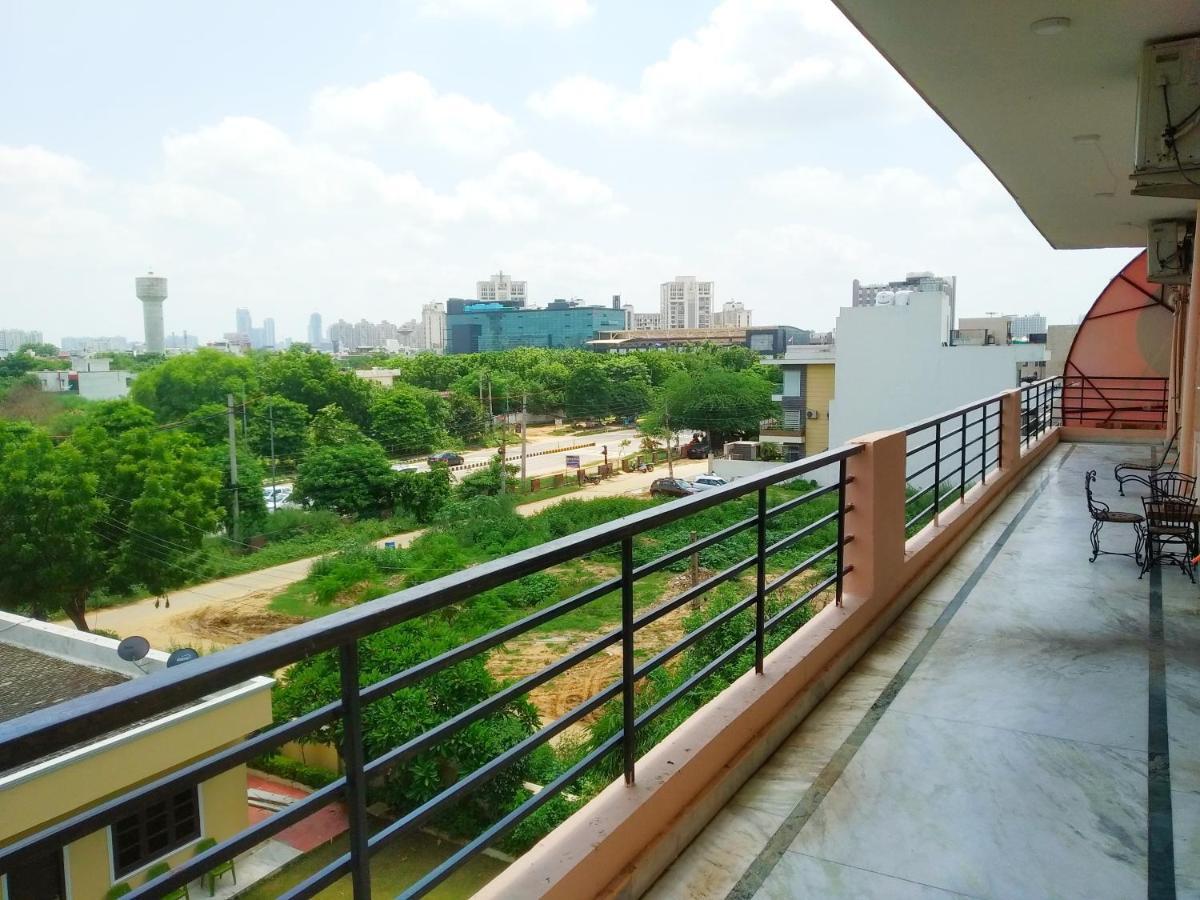 Instay - 46 Gurgaon Luaran gambar